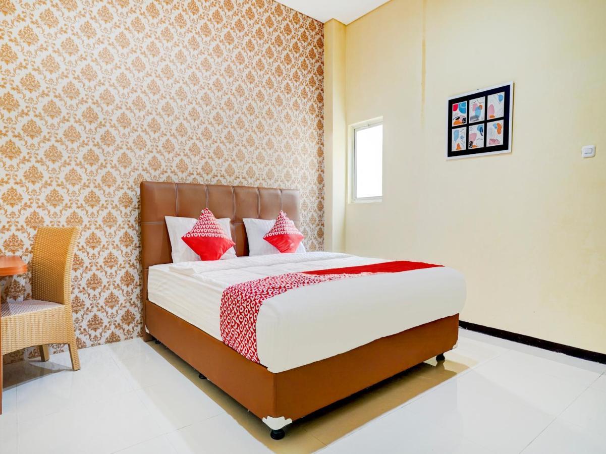 Oyo 90140 Nginep Yuuk Guest House Cirebon Exteriér fotografie
